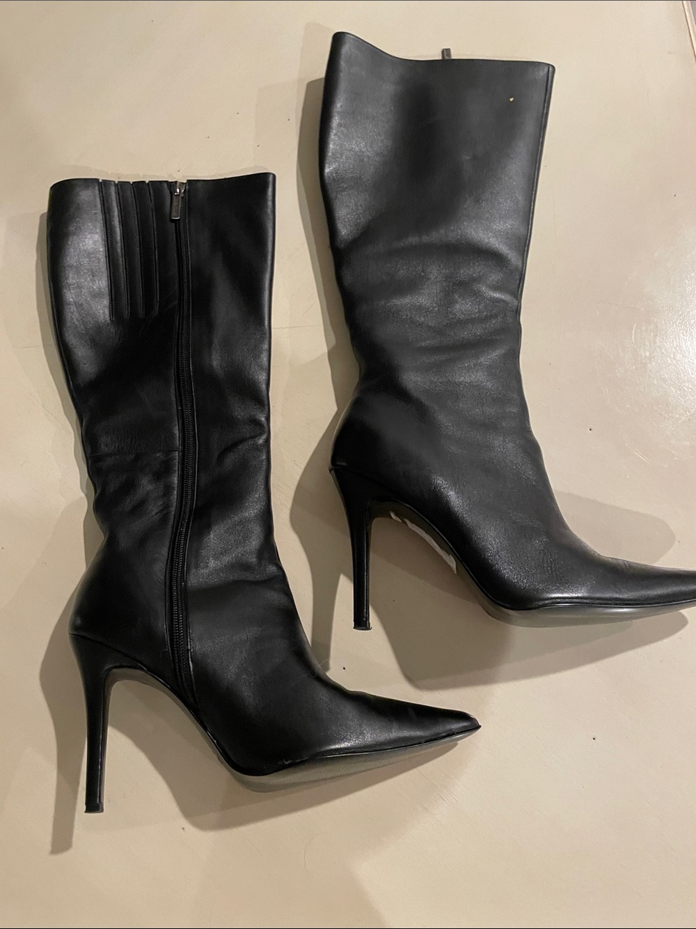Colin Stuart Black Pointed-Toe High-Heel Knee Boots